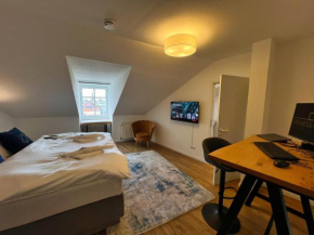 Nr 2 Modernes Apartment in Historischer Marktplatzlage 56 qm # Cosiness Company 22 Schwerin